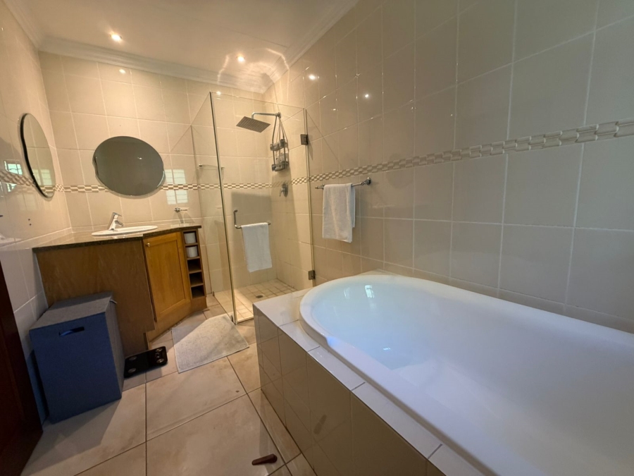 5 Bedroom Property for Sale in Cashan North West
